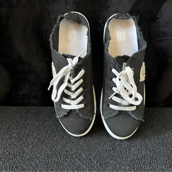 Canvas Slip On Sneakers - Picture 3 of 11